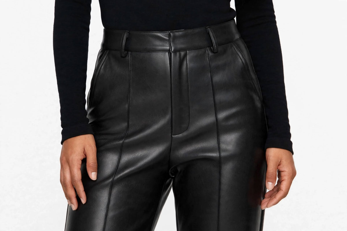 Pantalones de talle alto de piel sintética